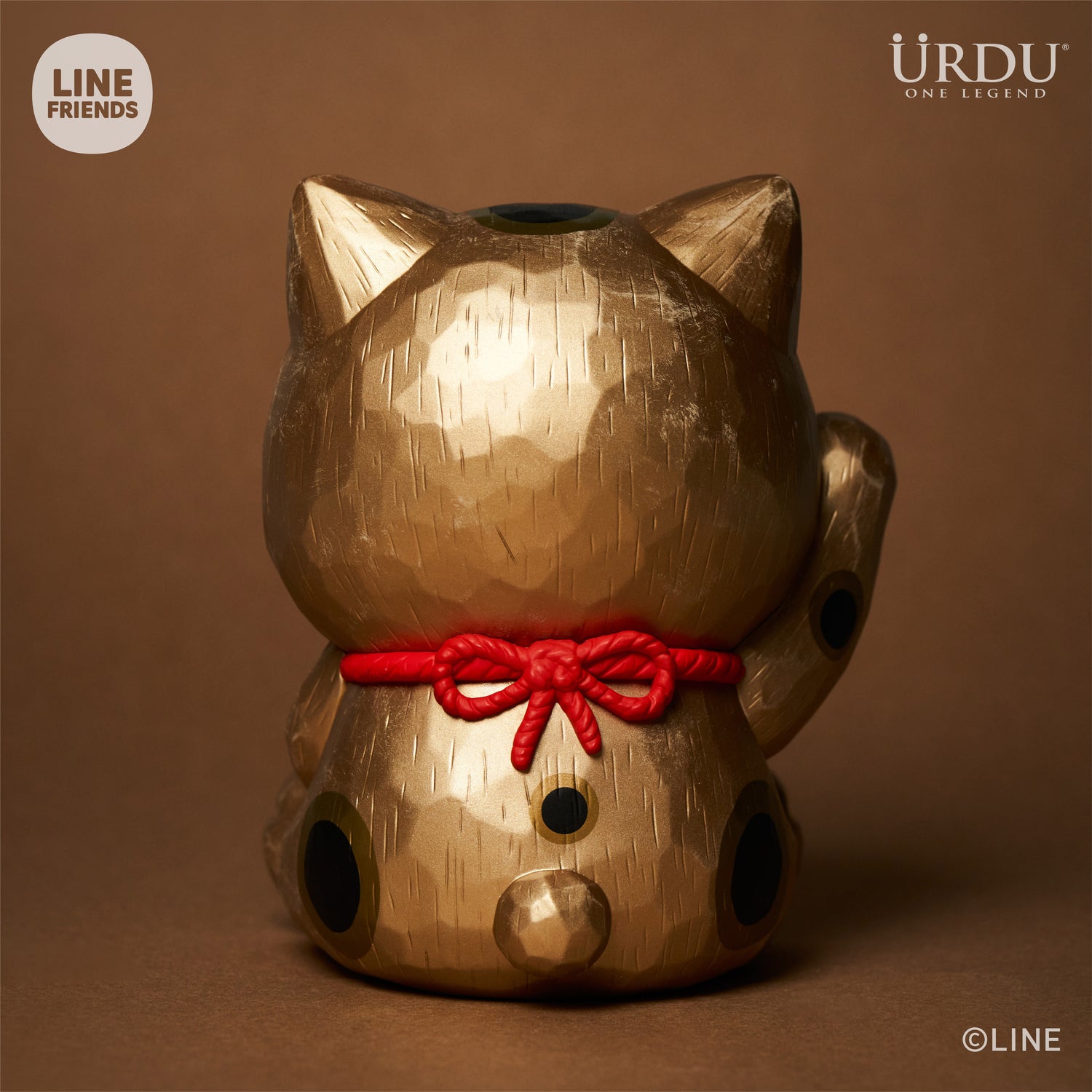 Line Friends Maneki Neko (Gold) 18cm