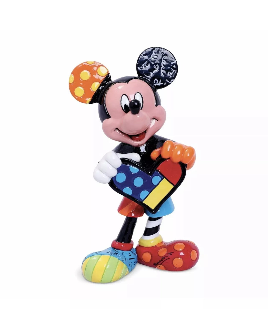 DSBRT Mini Mickey Holding a Heart